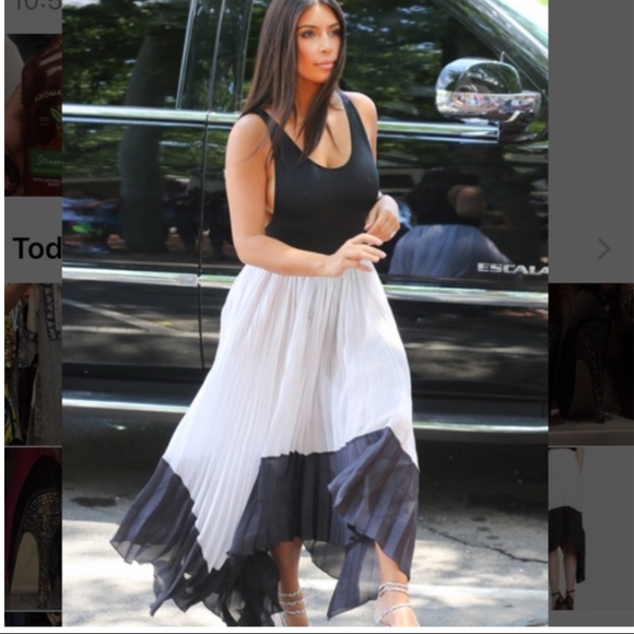 NWOT Express Asymmetrical skirt white/black - 00 - Picture 3 of 3